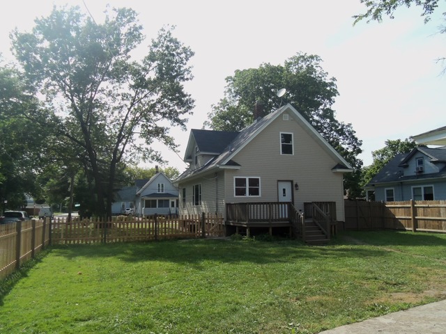 403 N Porter St, Elgin, IL 60120 photo 24