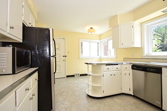 280 E Adelia St, Elmhurst, IL 60126 photo 7