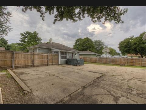 105 W Reckitt St, Sycamore, IL 60178 photo 9