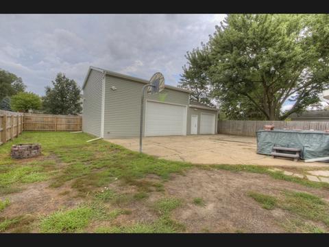 105 W Reckitt St, Sycamore, IL 60178 photo 10