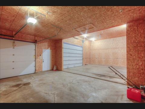 105 W Reckitt St, Sycamore, IL 60178 photo 12