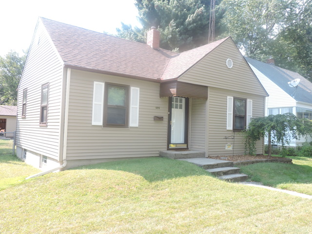 695 S Yates Ave, Kankakee, IL 60901 photo 1