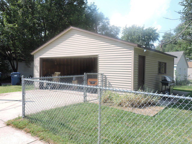 695 S Yates Ave, Kankakee, IL 60901 photo 16