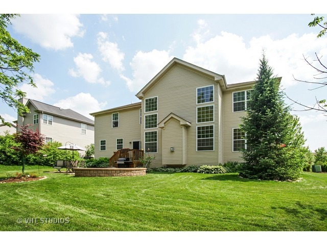 5764 Red Oak Dr, Hoffman Estates, IL 60192 photo 17