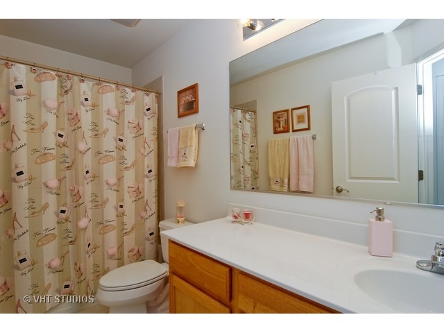 5764 Red Oak Dr, Hoffman Estates, IL 60192 photo 12
