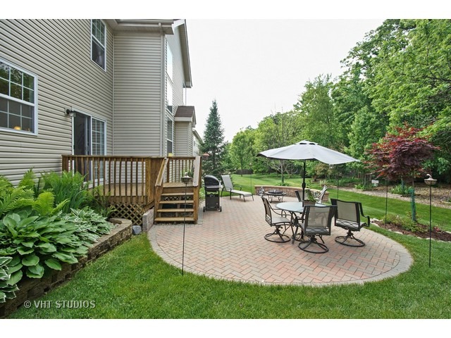 5764 Red Oak Dr, Hoffman Estates, IL 60192 photo 16