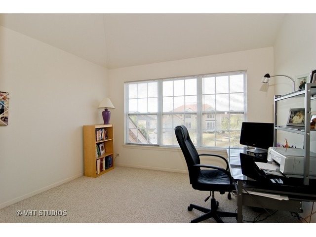 5764 Red Oak Dr, Hoffman Estates, IL 60192 photo 10