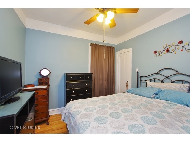 3111 N Kilpatrick Ave, Chicago, IL 60641 photo 5