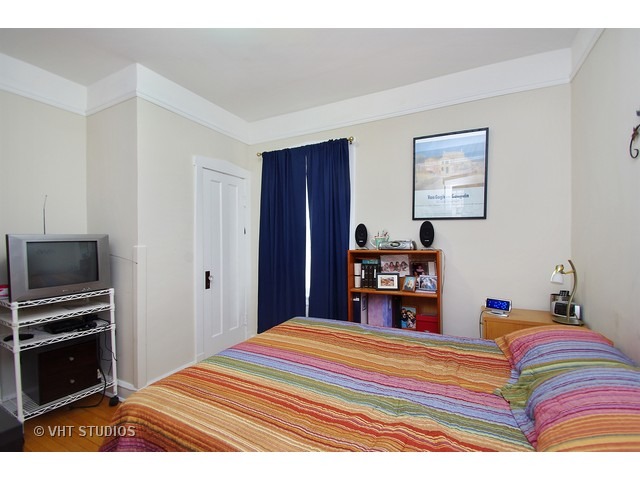 3111 N Kilpatrick Ave, Chicago, IL 60641 photo 6