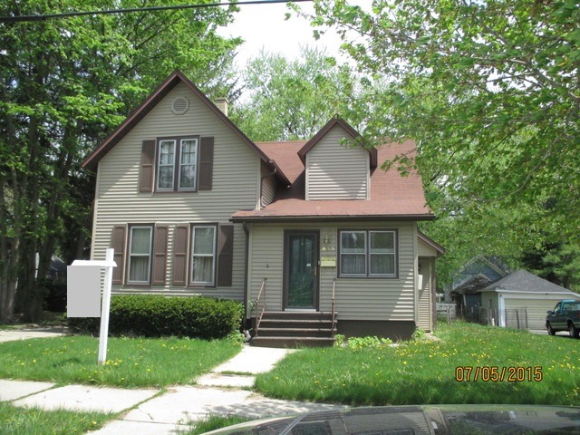 833 Augusta Ave, Elgin, IL 60120 photo 1