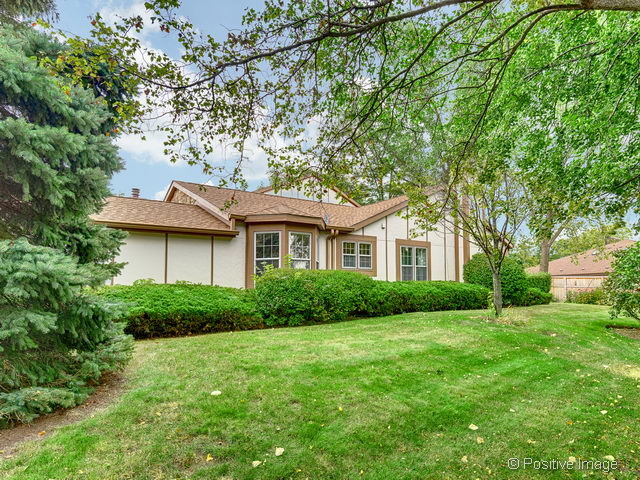 901 Wheaton Oaks Dr, Wheaton, IL 60187 photo 21