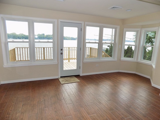 184 Eagle Point Rd, Fox Lake, IL 60020 photo 3