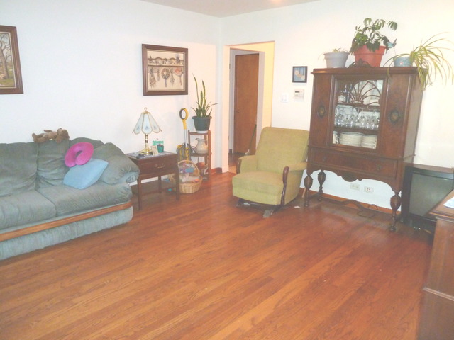 8207 44th St, Lyons, IL 60534 photo 5