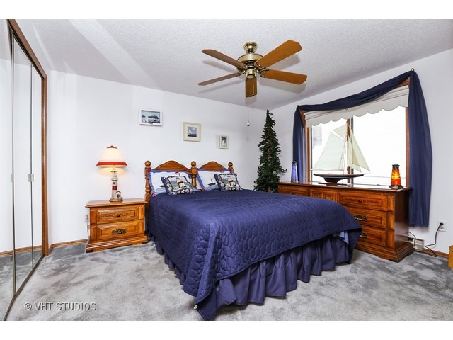 151 Eagle Point Rd, Fox Lake, IL 60020 photo 6