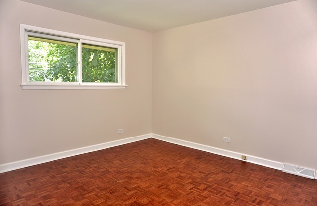 249 Cornell Ave, Des Plaines, IL 60016 photo 7