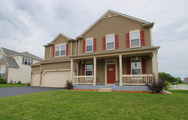 1204 Devon Dr, Antioch, IL 60002 photo 1