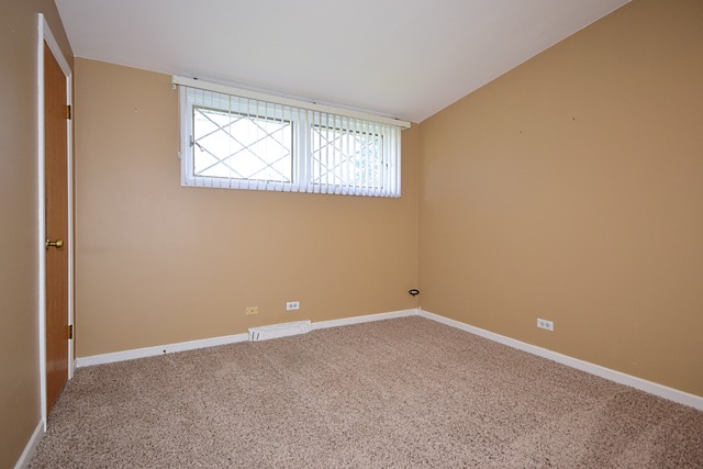 650 E Belmont Ave, Addison, IL 60101 photo 10
