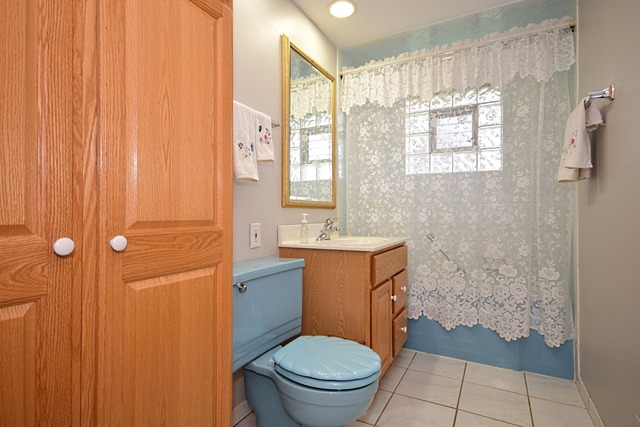 650 E Belmont Ave, Addison, IL 60101 photo 9