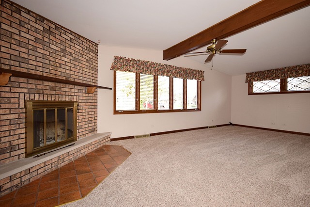 650 E Belmont Ave, Addison, IL 60101 photo 2