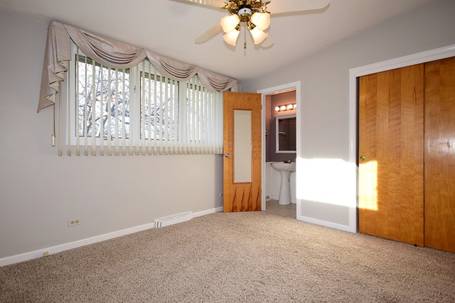 650 E Belmont Ave, Addison, IL 60101 photo 13