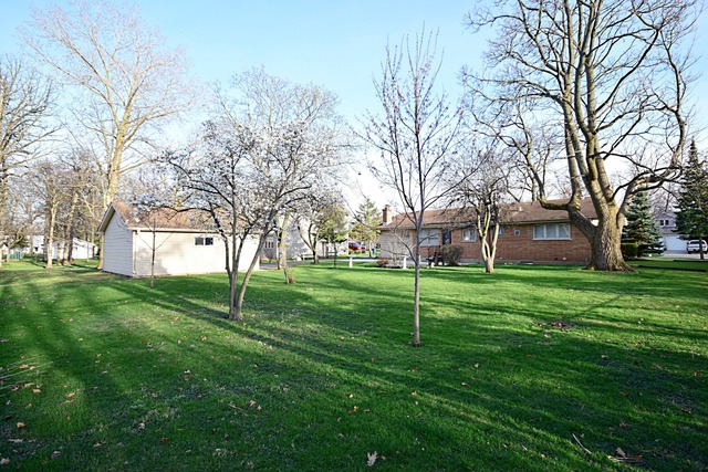 650 E Belmont Ave, Addison, IL 60101 photo 22