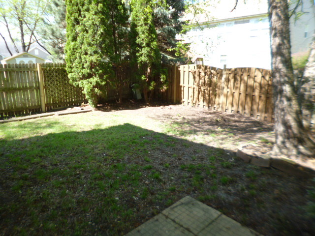 1064 Little Falls Dr, Elgin, IL 60120 photo 25
