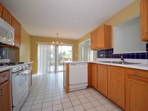 1708 Courtwright Dr, Plainfield, IL 60586 photo 6