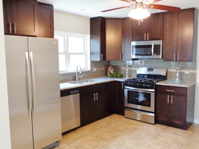 3117 Terry Ln, Broadview, IL 60155 photo 4