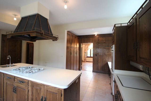 351 Selborne Rd, Riverside, IL 60546 photo 5