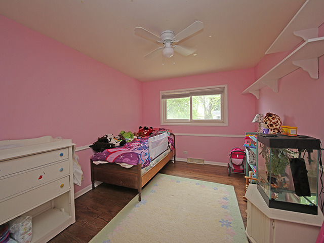1315 Elm St, Wheaton, IL 60189 photo 9
