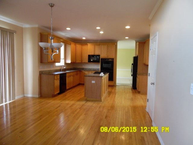 1601 Foster Cir, Algonquin, IL 60102 photo 4