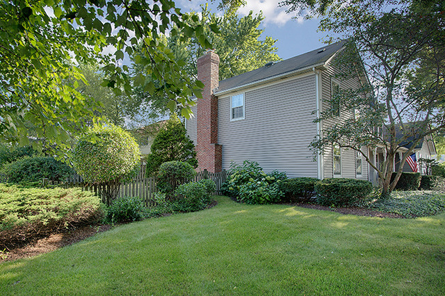 1983 Somerset Ln, Wheaton, IL 60189 photo 18