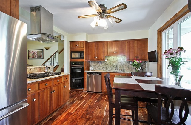 486 Munroe Cir, Des Plaines, IL 60016 photo 3