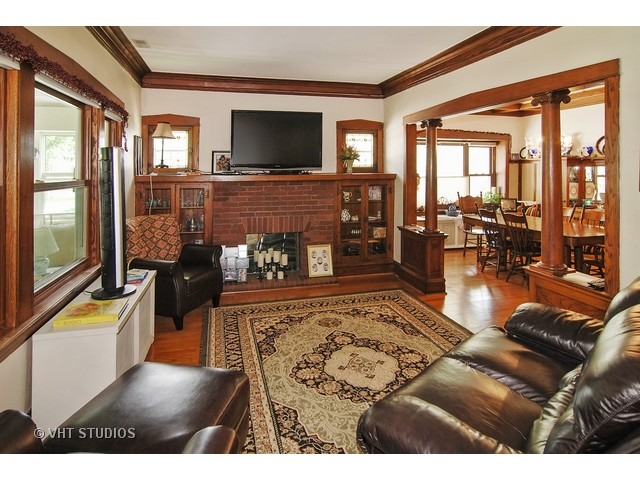 149 Park Ave, River Forest, IL 60305 photo 1