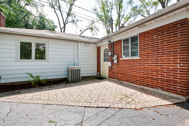 809 Wedel Ln, Glenview, IL 60025 photo 16