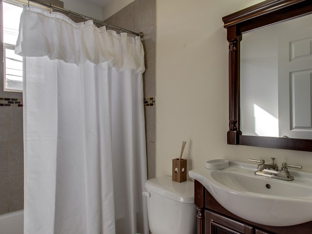 5403 W Rice St, Chicago, IL 60651 photo 13
