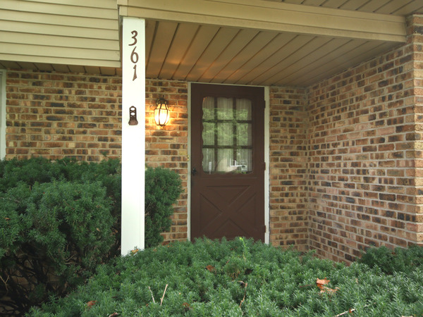 2 S361 Seneca Rd, Wheaton, IL 60189 photo 2