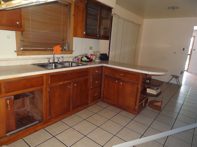 1109 E 93rd St, Chicago, IL 60619 photo 4