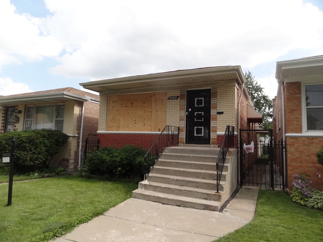 1109 E 93rd St, Chicago, IL 60619 photo 1