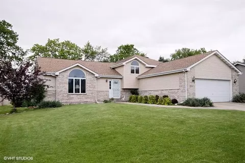 24914 W Illini Dr, Plainfield, IL 60544 photo 1