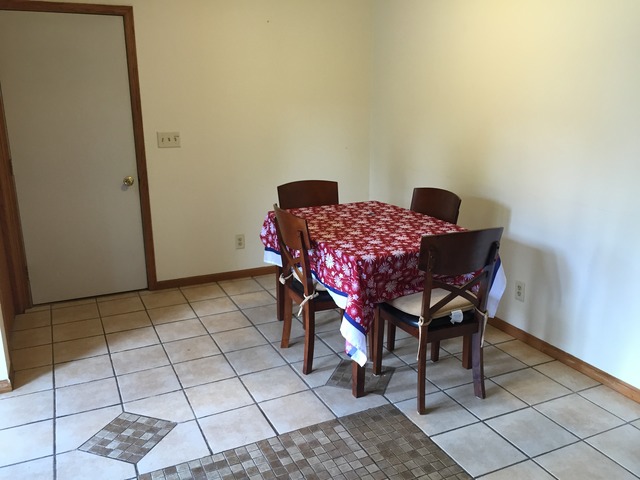 616 E Vanburen St, Marengo, IL 60152 photo 5