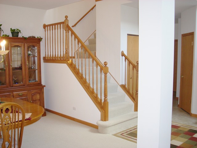 643 Sumac Dr, Aurora, IL 60506 photo 2