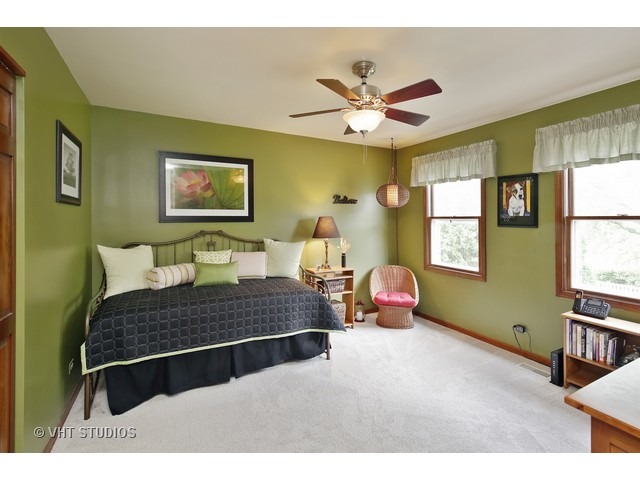 5700 Silent Brook Ln, Rolling Meadows, IL 60008 photo 9
