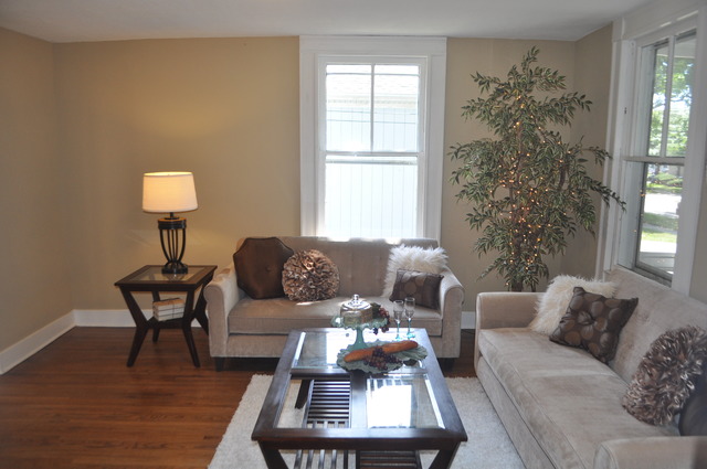 459 George St, Elgin, IL 60120 photo 3