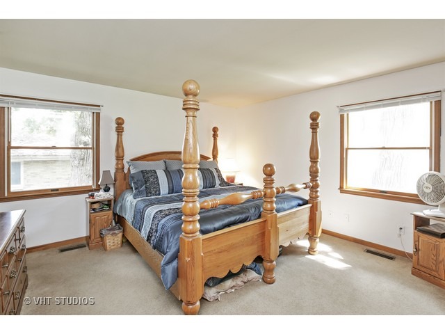 311 E Reader St, Elburn, IL 60119 photo 10