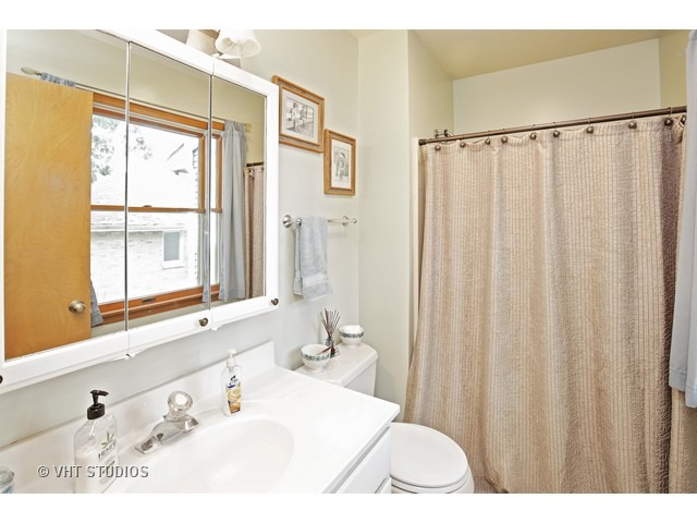 311 E Reader St, Elburn, IL 60119 photo 11