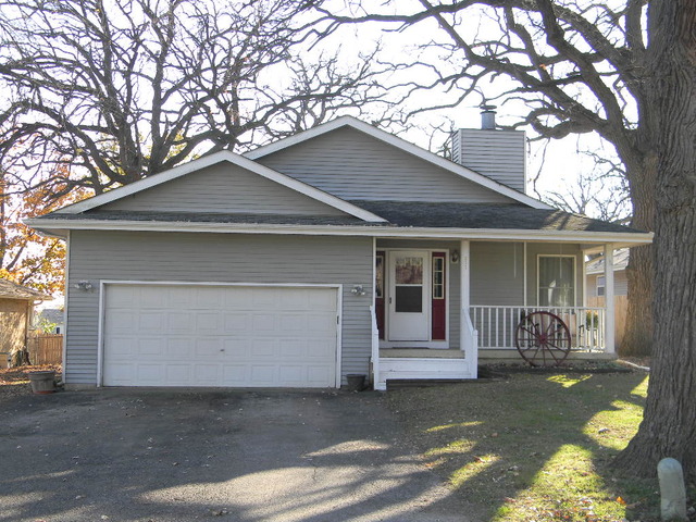311 E Reader St, Elburn, IL 60119 photo 1