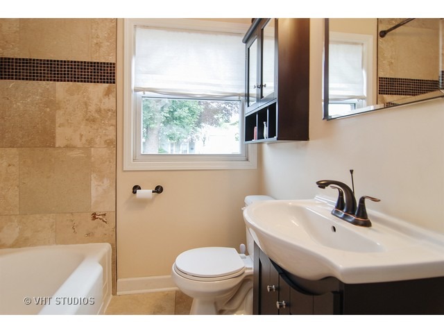 8637 45th St, Lyons, IL 60534 photo 8
