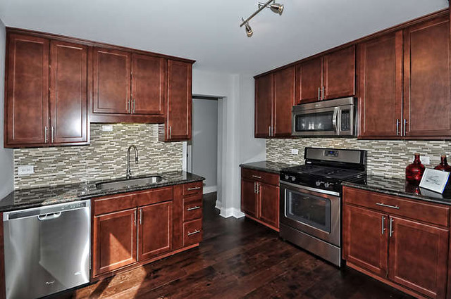 992 N Wheeling Rd, Mount Prospect, IL 60056 photo 8