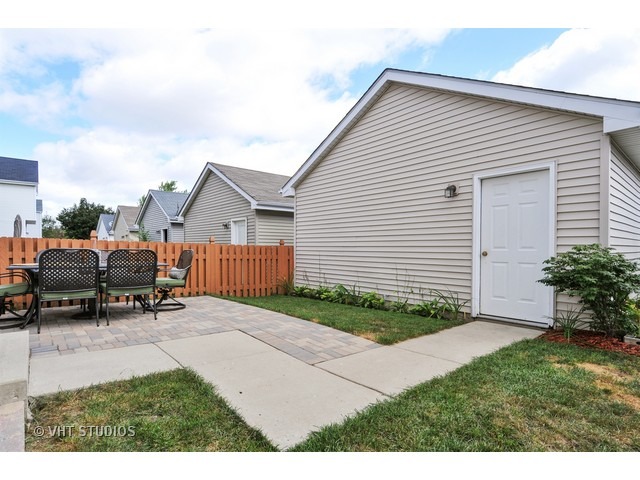 2092 Grayhawk Dr, Aurora, IL 60503 photo 13